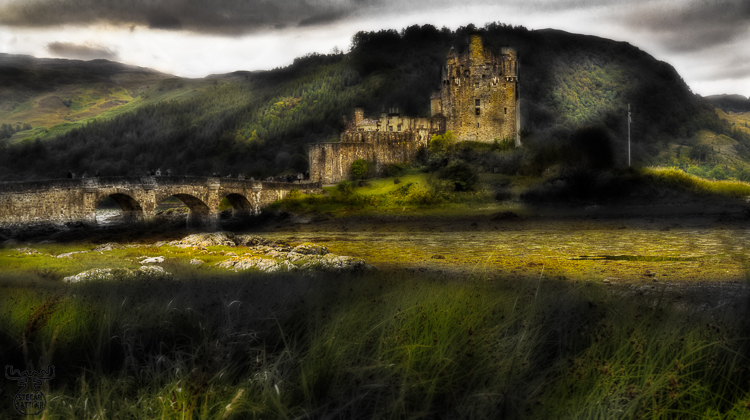 3728 - Eilean Donan - -